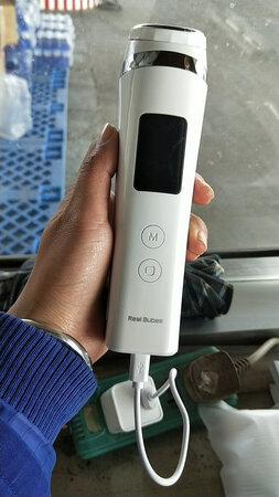 非常满意的一次购物，商品的质量很不错，收到货后迫不及待的就打开用了，果然洗出很多脏东西，化妆棉黑黑的，我相信坚持使用，我的皮肤会越来越好，皮肤的毛孔干净了，就不会长痘痘粉刺了，皮肤护理保养很重要，尤其是女性，爱美之心，人皆有之。人的一生只有一次，错过了不可以重来，所以每天都要美美哒，做一个精致的女人……