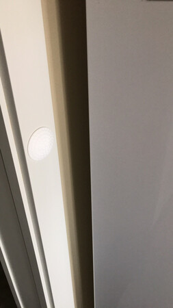 产品不错，软软的没气味，白色清爽。