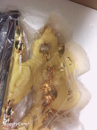 送给舅舅舅妈的礼物，二老是一天的生曰，老人很高兴。给厂家点赞?，物流也很快，真的很棒！