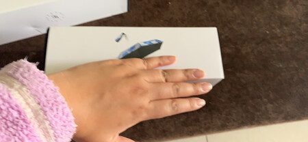 焦下的伞不用说，不管是美观，还是遮阳性，防晒性上都是非常不错的。
其实才买了2把，但是有一把伞只用了几次放在办公室就被偷了，没有监控没抓到小偷是谁，只能默默的忍了。
这次赶上活动，买两把还送一把，赶紧入手，之前妈妈的那把年久有点不改好了，这次刚好给她换一把新的。
上次买的两把都是大伞，这次买了一把小一点的，方便携带，放在包包里也完全可以收纳，很方便