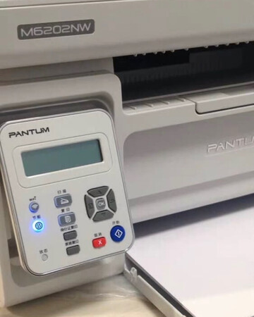 产品包装：包装完好无损
外形外观：打印机颜色放办公室非常好
打印速度：高速打印
打印效果：页面非常清晰
操作难易：操作容易