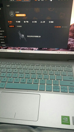 产品包装：包装可以
材质做工：质量可以
外观设计：这款挺好看
使用效果：用着挺好