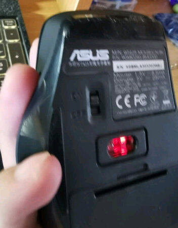 耐用度：产品节电耐用，材质不易损坏，质感很好
响应速度：按键灵敏，响应速度快，信号接收流畅，
舒适度：手感很好，大气有感觉，灵活性好
便携度：便携体积小，安装简单，不易损坏