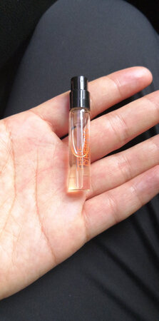 味道确实不错，很好的一款男香。