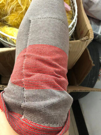 物流公司服务态度很好，运送速度很快，很满意的一次购物