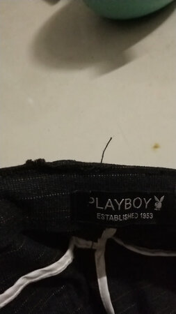 好多毛边，还有露线的，还有开线的，很不好的一次购物！