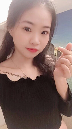 是正品！和我之前在实体店买的一样，也能拍出很多脏东西。用完还会回购