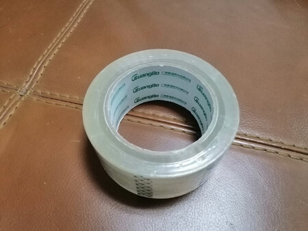 其他特色：要求不高，能封住纸箱口就行。