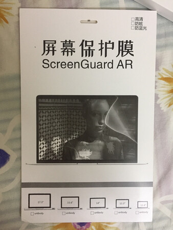 产品包装：很好
材质做工：质量可以
安装操作：就是有点容易不平，最好配搭一个贴膜神器