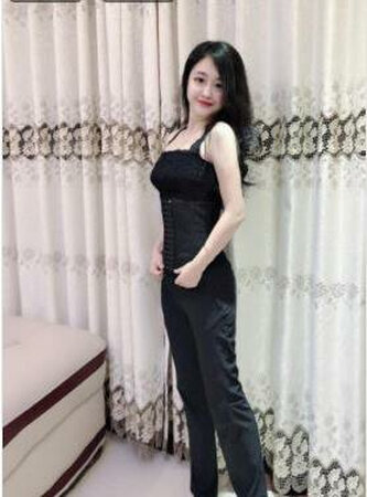 尺码很合身，收的比较紧，但是不会勒，腰细了之后再穿衣服，顿时很有气质也很漂亮了，买的很值穿着很舒服，主要有鱼骨也不会戳我，面料亲肤柔软，手洗的，穿起来舒适有型，棒棒的！弹性不错，也很透气，穿在身上很贴身，面料还很亲肤的，超级舒服的。