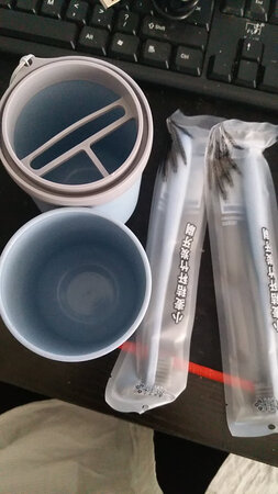挺好的，质量也不错，送了两支小牙刷。物流一如既往的给力，上午定，下午到！