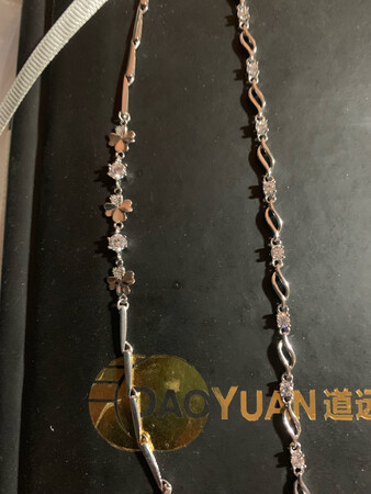 还可以吧，盒子还蛮好看的