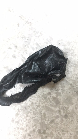 感觉还可以 刚刚开始用 有些白色的粉 的 出来