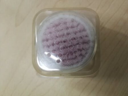 新买的这款洁面刷头，刷毛超柔软，起泡效果很好，普通刷头会有点硬，这款刷头使用非常舒适，清洁效果非常棒，价格实惠，这次活动果断买下，物流方便快捷。
