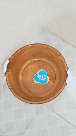 不错，比较厚实，两边把手不错