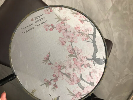 宝宝参加万圣节活动带的道具 真的太方便啦京东 第二天要参加活动 当天晚上下单也来得及 太棒啦 而且质量也很好 就是我想要的