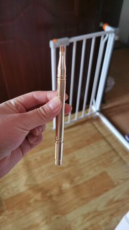 物美价廉，不错的产品，很成功的一次购物购物，快递员态度特别好，以后还会关注的