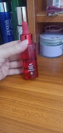 一直用透真这个牌子，不知不觉已经用了好几年了。这款产品非常的温和，擦在脸上很光滑，保湿性很好，非常的喜欢，他的产品几乎每款我都用过。