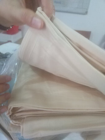手感很好，柔软舒适，图案精美，包装得好，颜色也很高大上