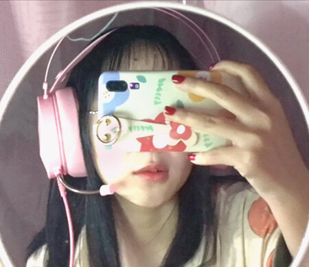 质量很好哦，音质也很棒，戴着也蛮舒服的