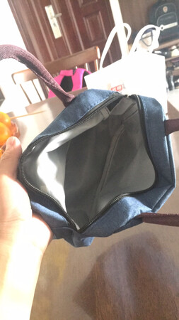 质量太差了，连个保温层都没有。