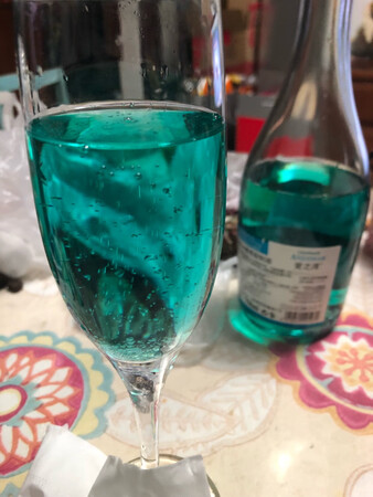 买过多次，酒精度数低，实在太好看了！！！