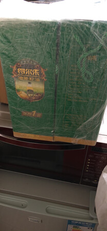 这是第N次购买了，吃着放心，炒菜味道纯正，有益健康，还会继续购买。