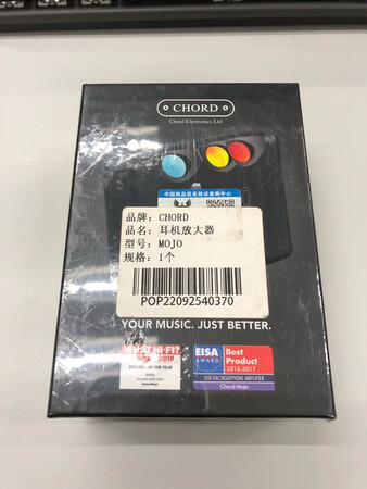 做工质感：做工极好
音质音效：暖暖的，解析不错
操作难易：方便
外形外观：挺萌的