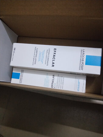 活动期间买的，非常实惠！这款爽肤水效果很好，很清爽不油腻
