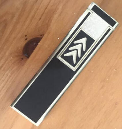 很小巧，充电就能用，价格也便宜，好评！！！！！