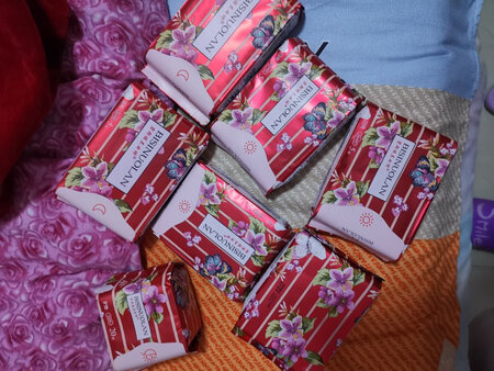 非常好用，这次买了四包，还有送的小礼品呢，用完还会再来。