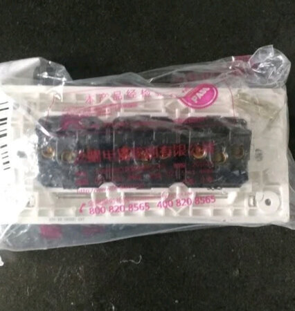 搞活动的时候买的，今年京东双十一的活动还是比较优惠的，主要是快递比较给力，本以为双十一期间快递都比较慢，结果快递小哥比较快就给送货了，飞雕这个牌子比较有名，所以质量上也是应该有保障的，家里正好在搞装修，就入手了，希望用过以后也不要出现问题，先赞一个，希望飞雕品牌经常搞活动，方便随时入手。