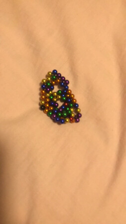 要去看看介绍要怎么玩，好像不太会