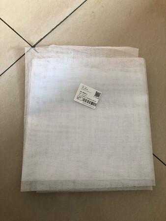 质量不错，网子结实很密，可以自己换纱窗了。发货很快。