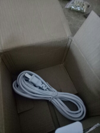 东西收到了，很好质量都好服务也很好，之前在实体店买了两个都没这个质量好，?????????。