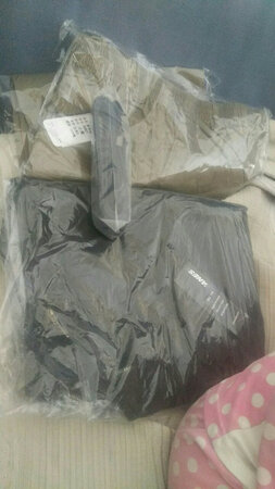 很厚，这是第三条裤子了，不错！