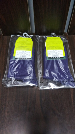 老客户了，促销时买的，质量很好，穿着很舒服，商家服务态度很好，还会光顾的。
