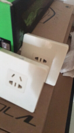 插座很好，是我喜欢的，网络时代的高科技产品！！！