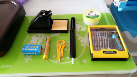 第一次购买了这套使用工具，质量怎样，等使用后再作补评！