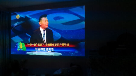 果然是旗舰店，买到之后核对序列号，电话询问是否需要安装，并给了咨询电话，原来100多买了个国产的，用了500小时就坏了，这次看看飞利浦的能用多久。唯一美中不足的就是包装也太简陋了，除了泡沫，连个商品盒子都没有。