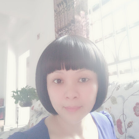 还行，发质很柔顺，带上去像真的一样。刘海有点长，我修剪了一点，有些掉毛，发套太松了些有种想掉的感觉，带了几天才评论。