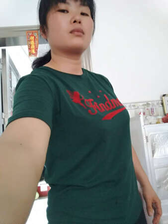 衣服收到了可以穿着很舒服物流也很快