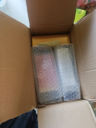 没有味道看着有点假，不太像正品