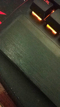 名不副实才两星期就掉色了。