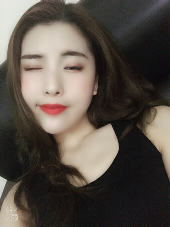 这个颜色是第一次用 很自然的 可以用好久