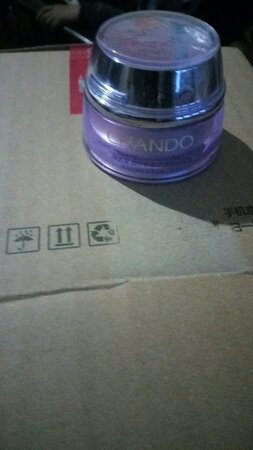 产品用了一段时间了，效果可以，眼部问题有所改善。好评！