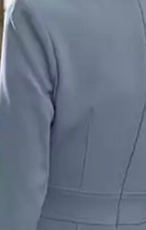衣服质量很好，只怪自己太肥。。
