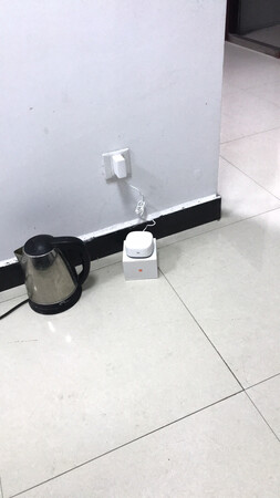 第一次用就给扔在地上。。