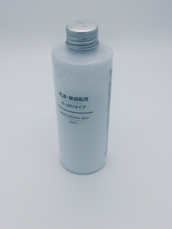 灯很亮，拍出来基本没有阴影，40cm的略小，用好了下次再买个大的~