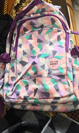 商品与图片介绍的有一点点色差，其他都还不错！